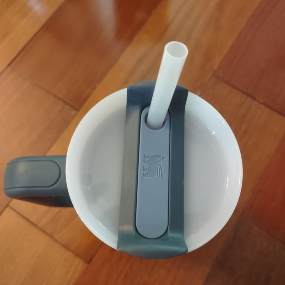 Limited Edition Stanley Mother's Day 30oz Quencher H2O Tumbler Blue with Flowers - Picture 8 of 8